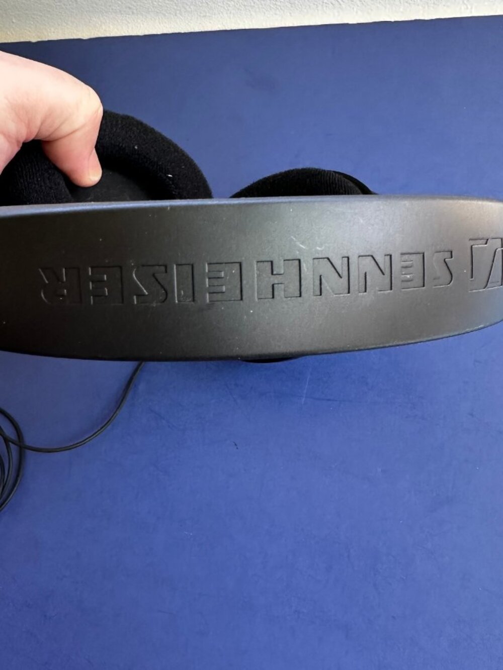 Sennheiser HD 419 Over-Ear Wired Headphones Heavy Cup Scuffing TESTED - Picture 4 of 9